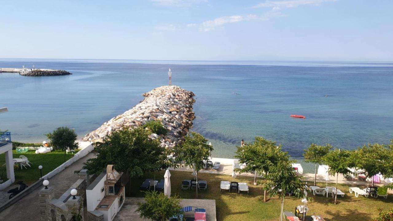 Pansion Alexandros By The Sea Aparthotel Nea Skioni Exterior photo