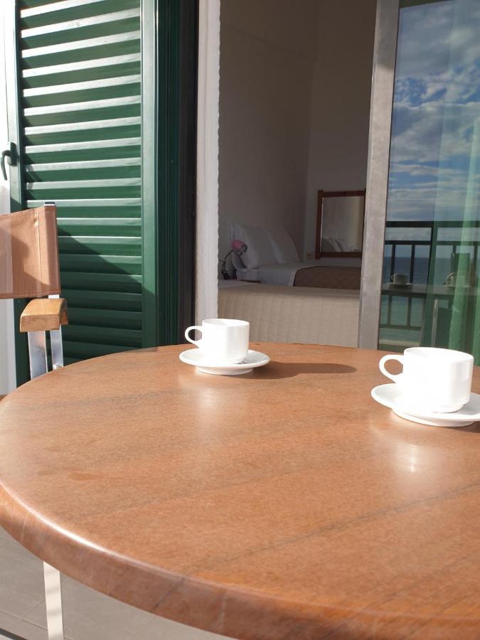 Pansion Alexandros By The Sea Aparthotel Nea Skioni Exterior photo
